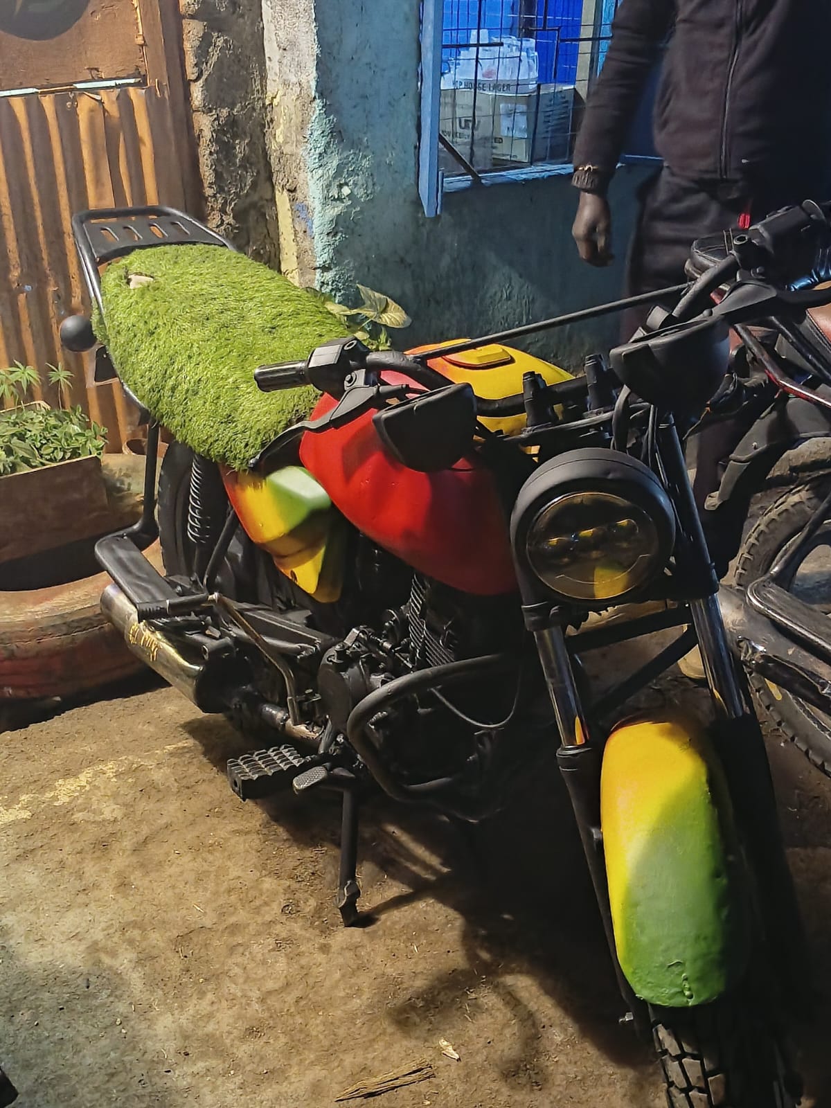 bodaboda rider\delivery